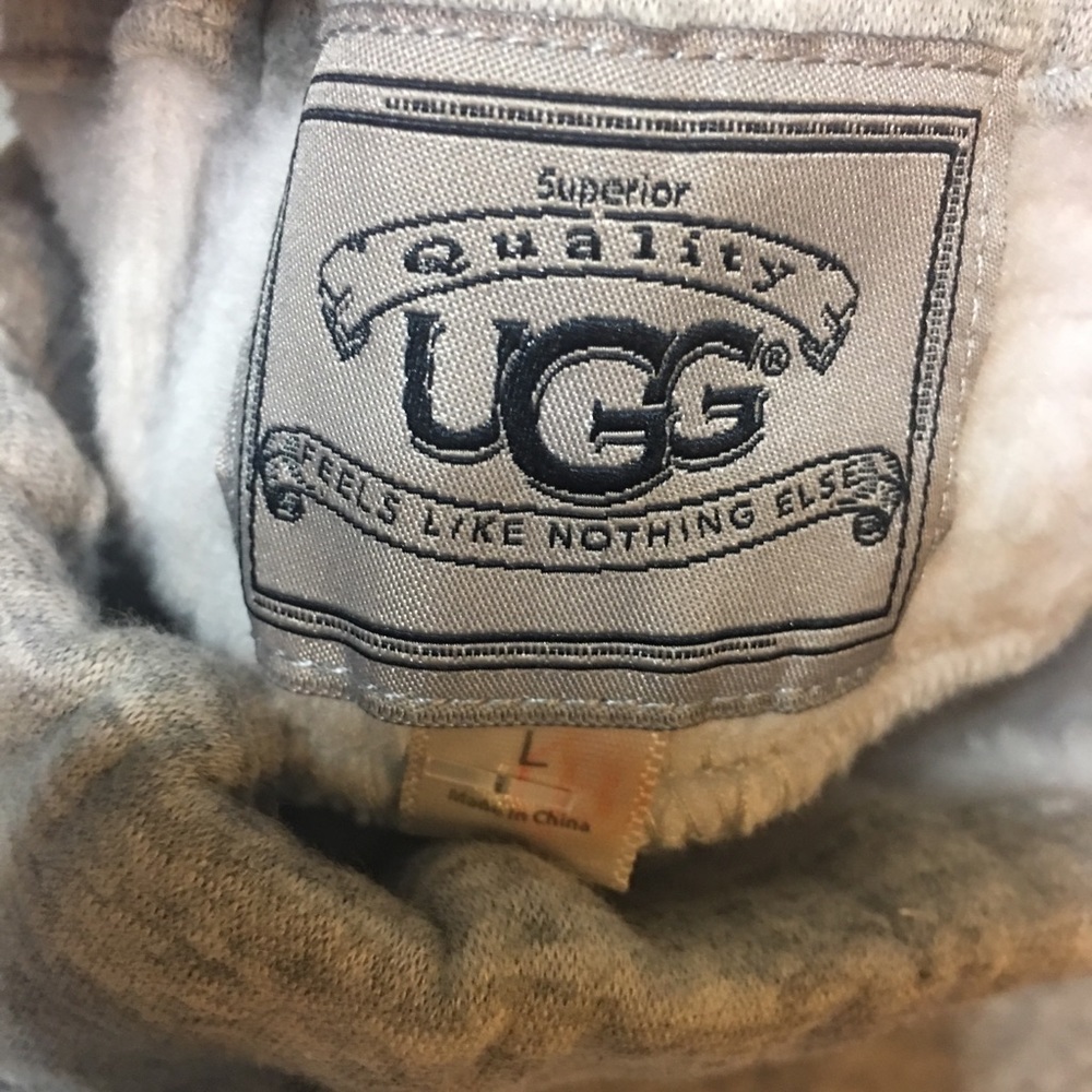 Ugg sweats /  Large - Picture 2 of 3